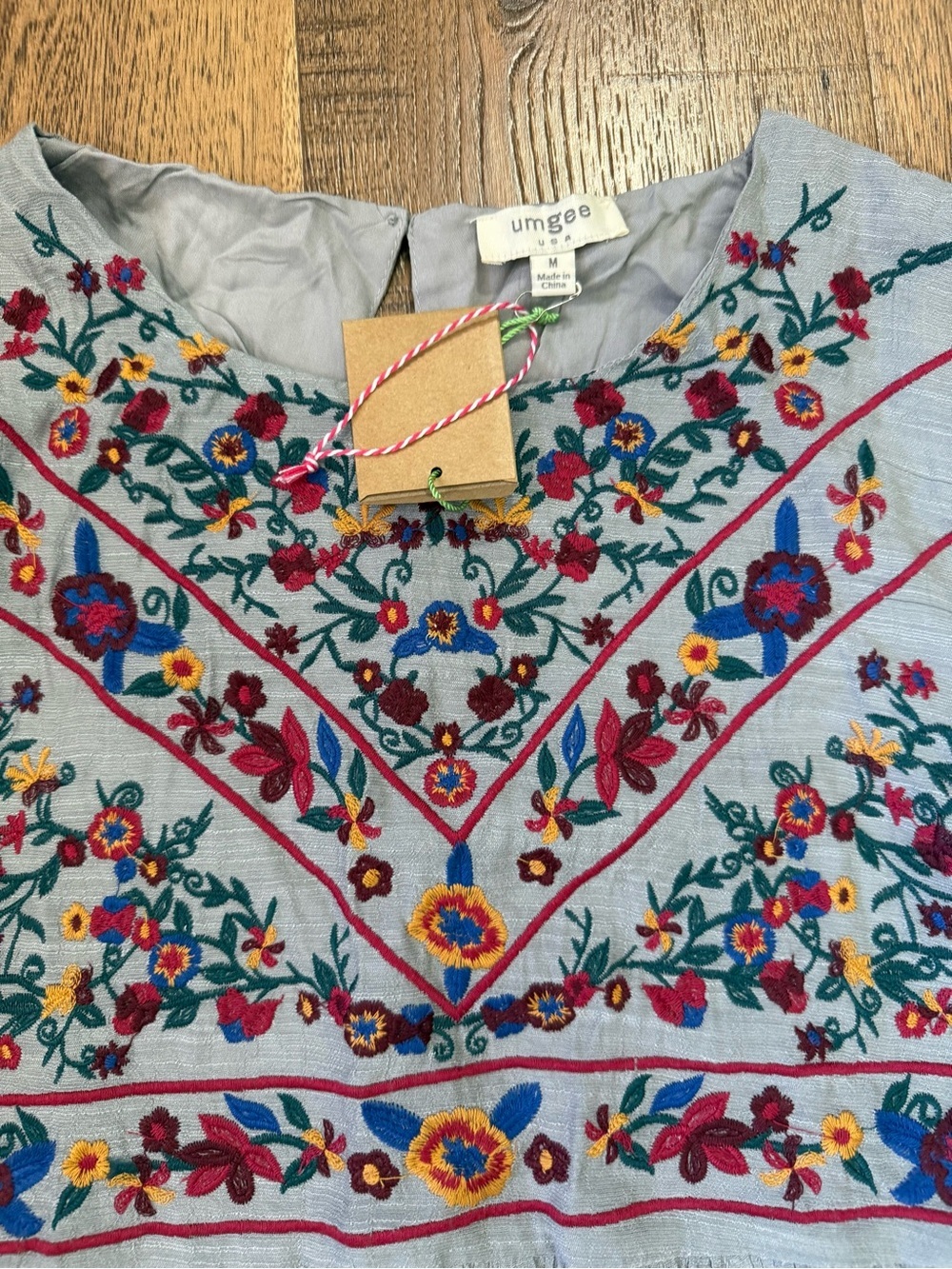 UMGEE Gray  blouse with Colorful Embroidery Size M